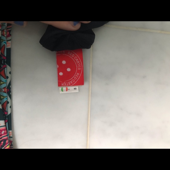 Bikini - Picture 4 of 5